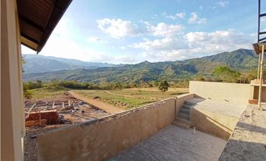 Venta de Casas Campestres Nuevas En La Mesa Cundi