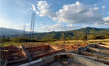 Venta de Casas Campestres Nuevas En La Mesa Cundi