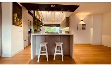 ARRIENDO APARTAMENTO DUPLEX POBLADO