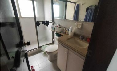 Linda casa urbana zona zona verde, 231 M2 en 550 mill en La Mesa Cund