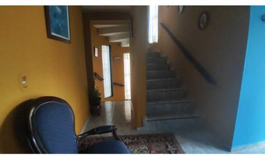 Linda casa urbana zona zona verde, 231 M2 en 550 mill en La Mesa Cund