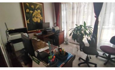 Linda casa urbana zona zona verde, 231 M2 en 550 mill en La Mesa Cund