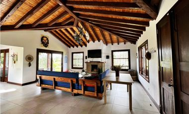 Casa campestre en arriendo en unidad cerrada cerca de San Antonio