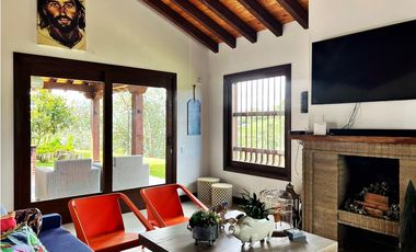 Casa campestre en arriendo en unidad cerrada cerca de San Antonio