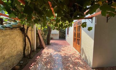 Casa en Arriendo en Neut Latour / Fleming