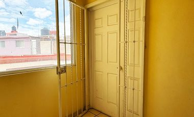 Departamento en Renta amueblado en Edificio Cristina