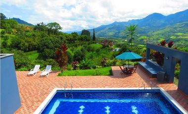 Hermosa casa en Barbosa