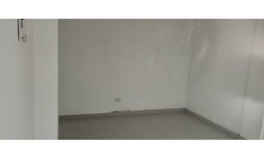 Local En El Centro Cerca Al Hospital De La Mesa Cundi