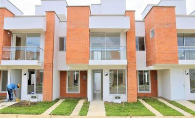 CASA PARA LA VENTA SECTOR GALICIA-CERRITOS