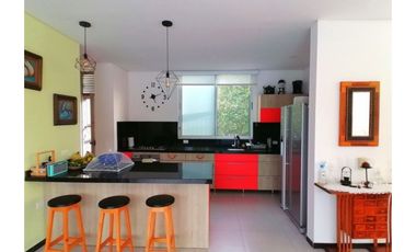 CASA CON PISCINA EN VENTA PORTAL DE PEÑALISA. RICAURTE, CUNDINAMARCA