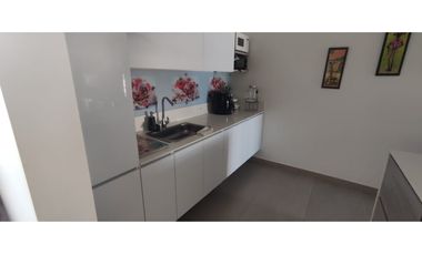 Venta de apartamento de 86 M2 en 370 mill en La Mesa Cund COL en conj