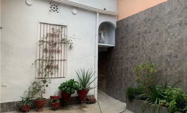 VENTA HOSTAL- CENTRO DE SANTA MARTA
