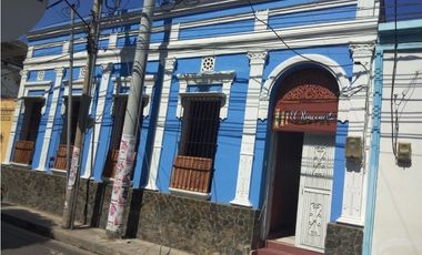 VENTA HOSTAL- CENTRO DE SANTA MARTA