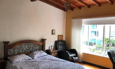 VENTA DE CASA INDEPENDIENTE EN EL POBLADO, SECTOR PALMAS PARTE BAJA