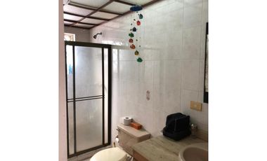 VENTA DE CASA INDEPENDIENTE EN EL POBLADO, SECTOR PALMAS PARTE BAJA