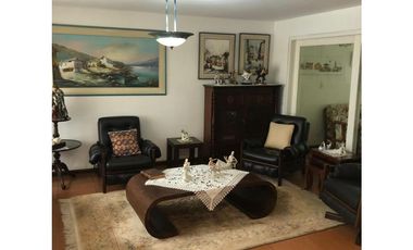 VENTA DE CASA INDEPENDIENTE EN EL POBLADO, SECTOR PALMAS PARTE BAJA