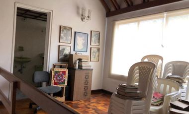 VENTA DE CASA INDEPENDIENTE EN EL POBLADO, SECTOR PALMAS PARTE BAJA