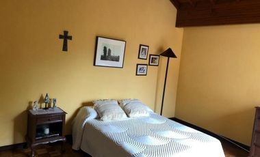 VENTA DE CASA INDEPENDIENTE EN EL POBLADO, SECTOR PALMAS PARTE BAJA