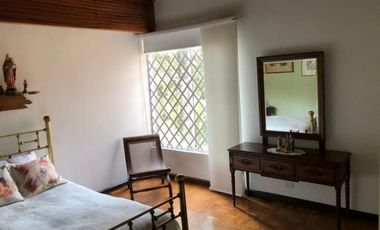 VENTA DE CASA INDEPENDIENTE EN EL POBLADO, SECTOR PALMAS PARTE BAJA