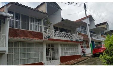 Casa En Conjunto Cerrado En Pradilla Excelente Clima