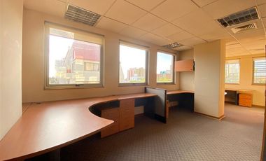 Oficina en Arriendo en Entre 11 y 12 Norte