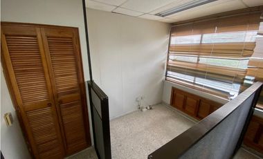 SE ARRIENDA OFICINA EN EL BARRIO EL PRADO, SANTA MARTA