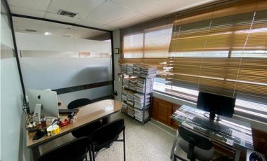 SE ARRIENDA OFICINA EN EL BARRIO EL PRADO, SANTA MARTA