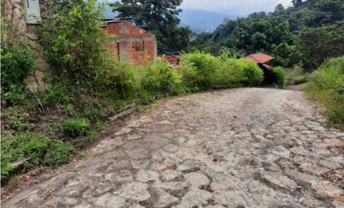 Venta de Finquita cerca de la autopista a La Mesa