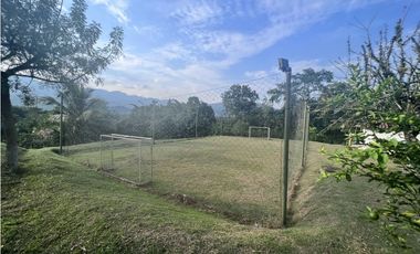 Alquilo Exclusiva Casa Campestre en Villeta