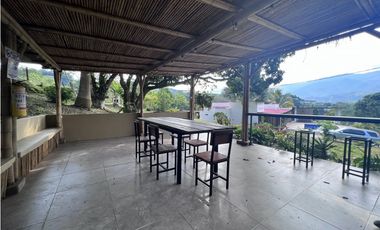 Alquilo Exclusiva Casa Campestre en Villeta