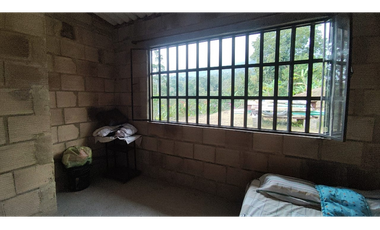 Finca de 12800 m2 en 480 mill en Pradilla, Mesitas del Colegio cund