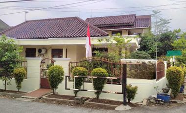 Rumah di Jatiwaringin Asri, Pondok Gede, Bekasi