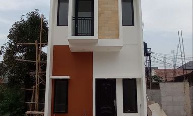 Rumah 2 lantai lokasi strategis dekat tol di cipayung