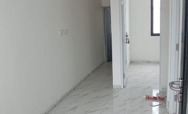 Rumah 2 lantai lokasi strategis dekat tol di cipayung