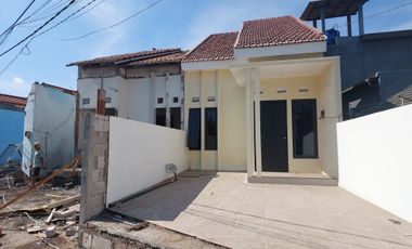 Waru Sidoarjo | Rumah Baru Murah SHM Ngingas Deltasari Belahan Wedoro