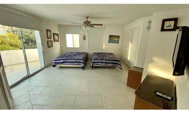 ALQUILER CASA FRENTE AL MAR 4 HABITACIONES BELLO HORIZONTE SANTA MARTA