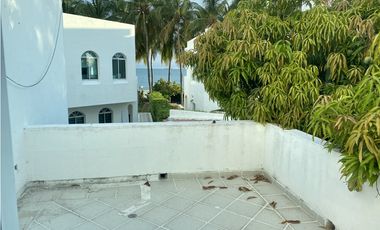 ALQUILER CASA FRENTE AL MAR 4 HABITACIONES BELLO HORIZONTE SANTA MARTA