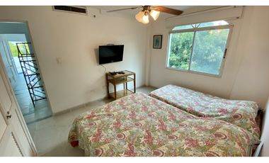 ALQUILER CASA FRENTE AL MAR 4 HABITACIONES BELLO HORIZONTE SANTA MARTA