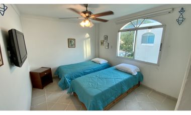 ALQUILER CASA FRENTE AL MAR 4 HABITACIONES BELLO HORIZONTE SANTA MARTA