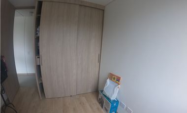 ALQUILO APARTAMENTO EN DISTRITO PLAZA, SECTOR FABRICATO, BELLO