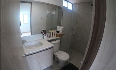 ALQUILO APARTAMENTO EN DISTRITO PLAZA, SECTOR FABRICATO, BELLO