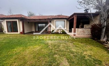 VENTA CASA PIEDRA ROJA 4D + SERVICIO