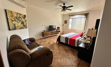 RENTA CASA LAS JARAS