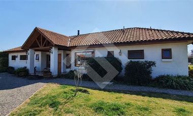 Casa en Venta en Av Berlin con Balmaceda