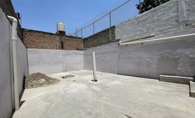 CASA EN VENTA Y RENTA SOBRE AV. REVOLUCION TLAQUEPAQUE