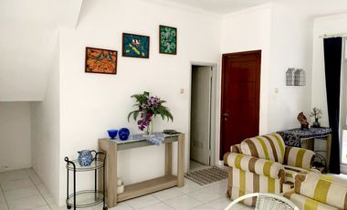 Rumah mewah 2lantai di jakasetia kota bekasi LT.801m