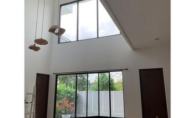 DIJUAL – RUMAH MEWAH SIAP HUNI DI GREENLOT RESIDENCE - HSWI