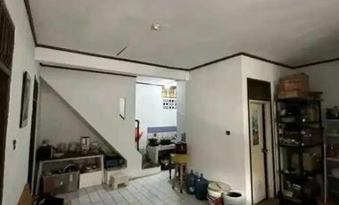 Dibawah pasar Rumah Lama Dalam Komplek Pratista Antapani