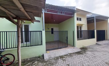 Taman Sidoarjo | Rumah Baru 57 m² Wage Aloha Bangah Pepelegi Surabaya