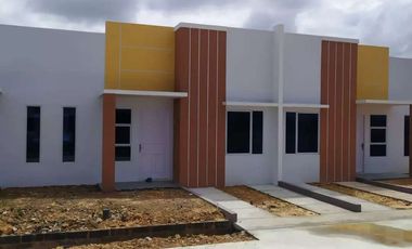 STRATEGIS, DEPAN MASJID AGUNG